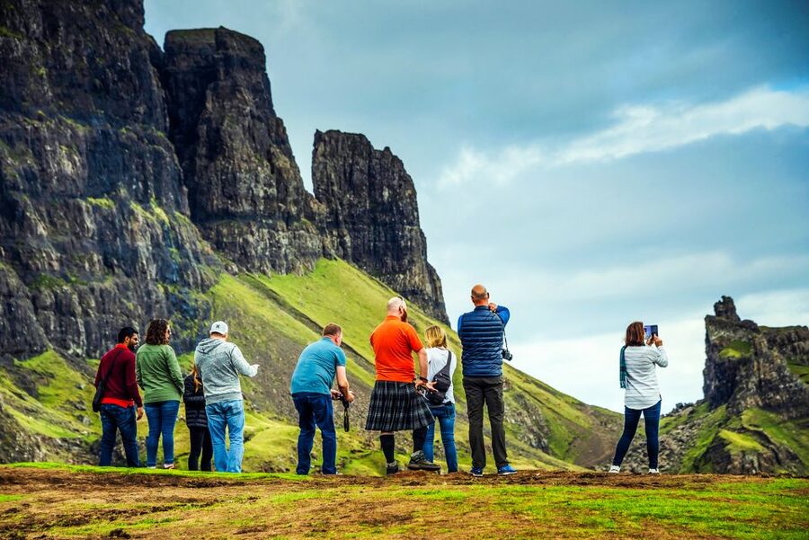 From Edinburgh: 3-Day Isle of Skye and The Highlands Tour - Who should book this tour?
