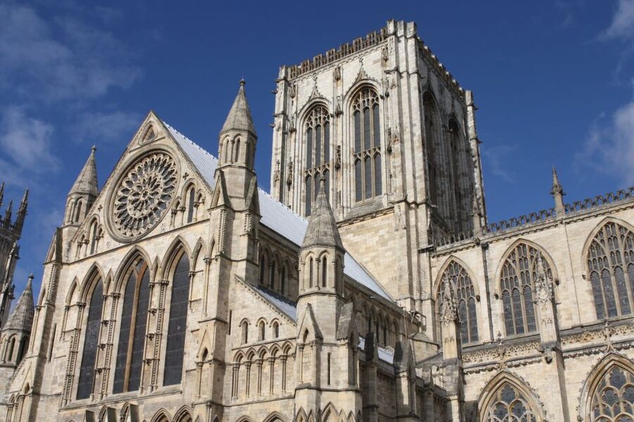 From Edinburgh: 5 Day Best of Northern England Tour - York gives you real free time, not just a photo stop