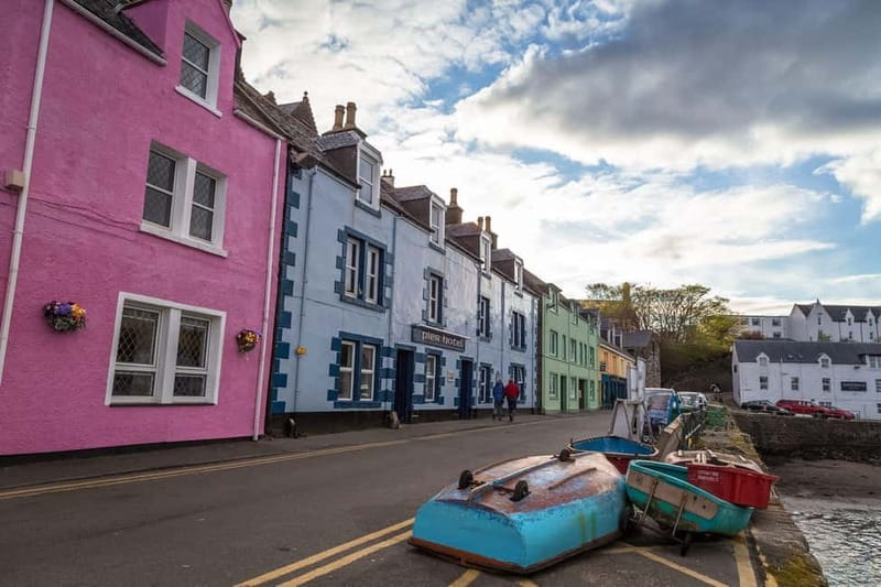 From Edinburgh: 6-Day Isle of Skye and Hebridean Hopper Tour - Day 3: Dun Carloway and island life on Lewis
