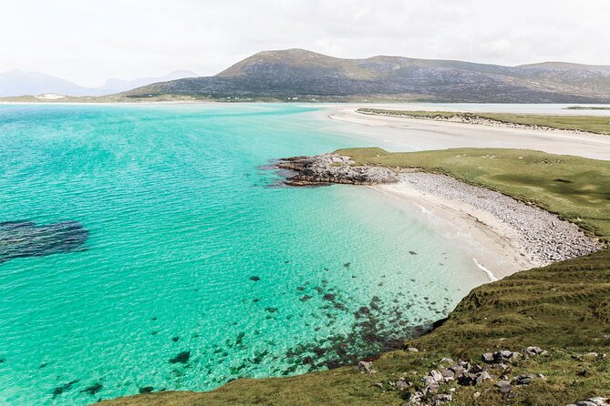 From Edinburgh: 6-Day Isle of Skye & Hebridean Hopper Tour w/Room - Day 1: The Kelpies, Glencoe, and Loch Ness