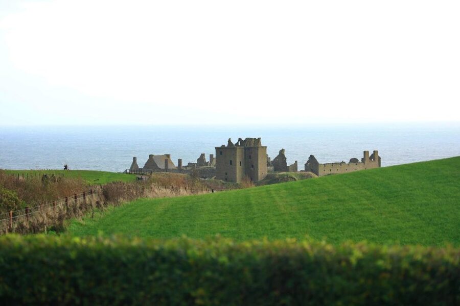 From Edinburgh: 6-Day Shetland & Nothernmost Explorer - Day 6: Dunnottar Castle and St. Andrews