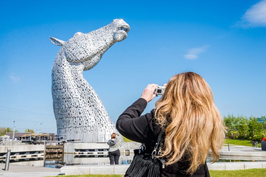 From Edinburgh: Loch Lomond, Kelpies & Stirling Castle Tour - Is $57 good value?