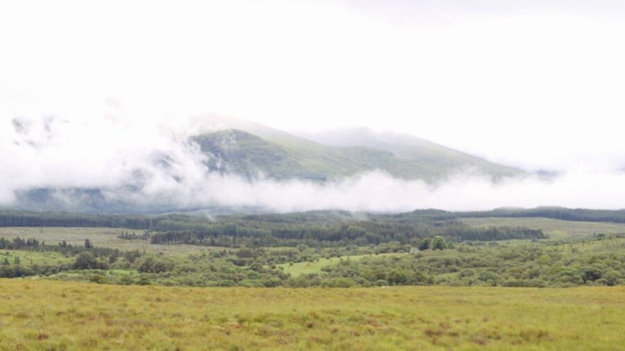 From Edinburgh: Loch Ness and Highlands Tour in Spanish - Leaving Edinburgh for the Highlands