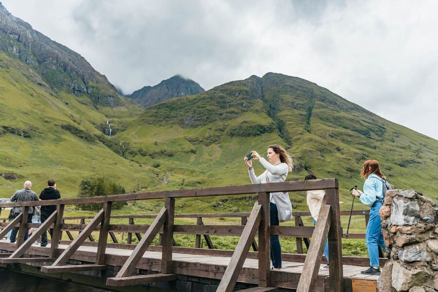 From Edinburgh: Loch Ness, Glenoce & The Highlands Day Tour - What the $53 price really gives you
