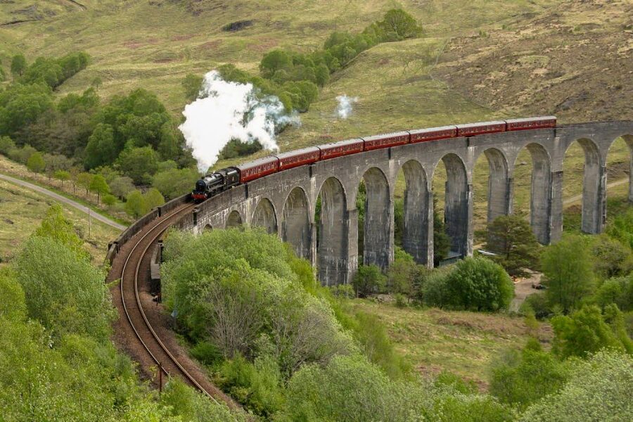 From Edinburgh: Magical Highlands Tour with Jacobite Train - What the $80 price really includes