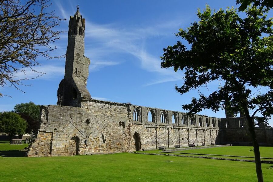 From Edinburgh: St Andrews and Fishing Villages of Fife Tour - Falkland and the Outlander connection