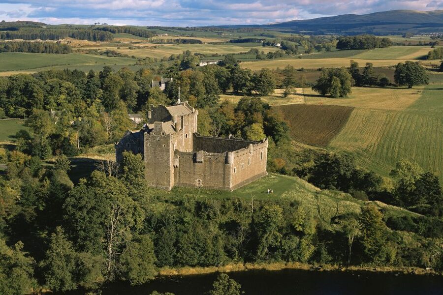 Full-Day Custom Tour: Loch Ness, Glencoe and Highlands - Callander pies and a practical road break
