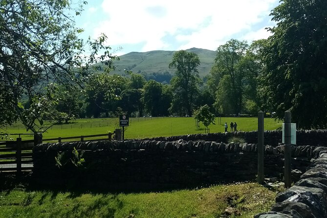 Full-Day Tour Loch Lomond, Stirling Castle and The Trossachs - Luss and Loch Lomond: the most relaxed stretch