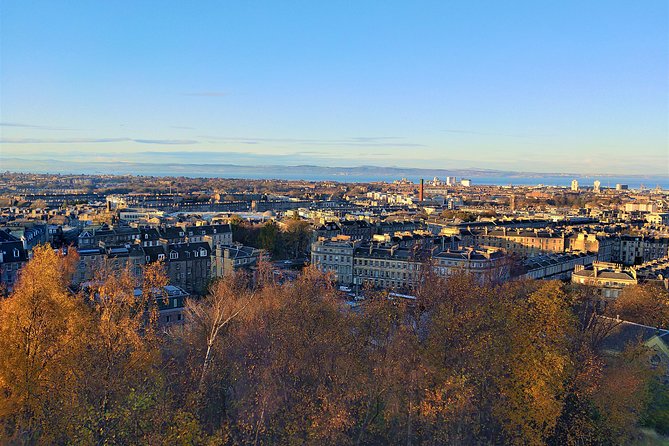Full Day Tour of Edinburgh Including Lunch With A Local Expert - A proper lunch beside Portobello Beach