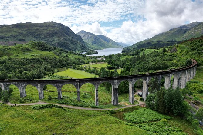Glenfinnan, Glencoe and Scottish Highlands Day Tour - Through Loch Lomond and Trossachs country