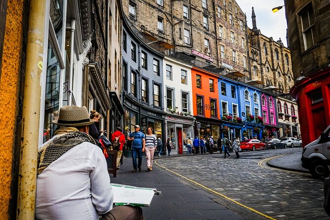 Guided 60-Minute Photography and sightseeing Tour in Edinburgh - A fast way to see Edinburgh through a camera