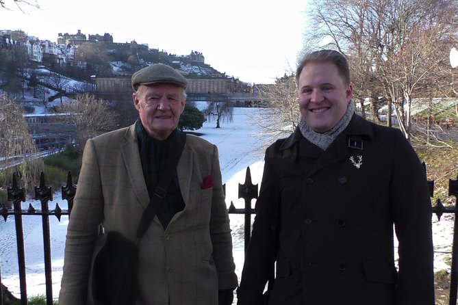 Guided Edinburgh Private Walking Tour - Through the Old Town’s closes and wynds