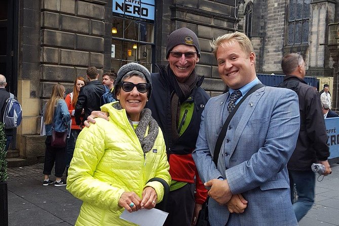 Guided Edinburgh Private Walking Tour - When New Town and Holyroodhouse fit in