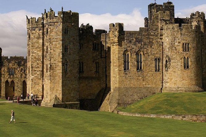 Harry Potter and English Castle Italian Tour Guide - Key points to know before you book