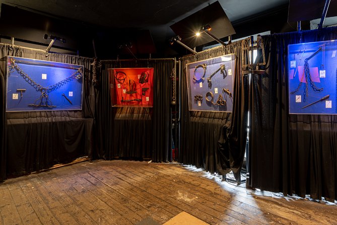 Haunted Vaults Walking Tour in Edinburgh - The physical side: stairs, darkness, and tight rooms