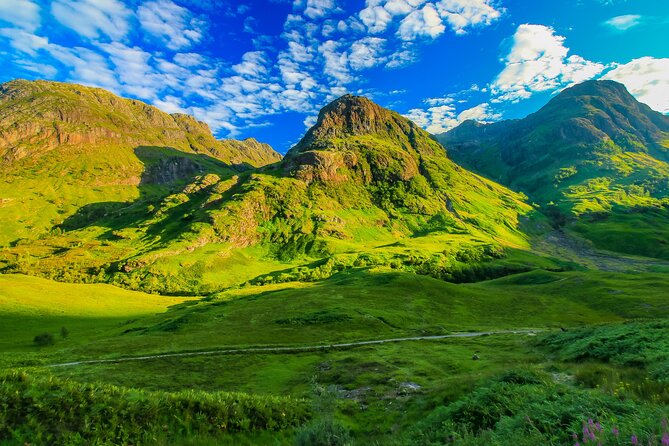 Highlands Cows Glencoe and Castles Private Tour from Edinburgh - Ending with the Kelpies