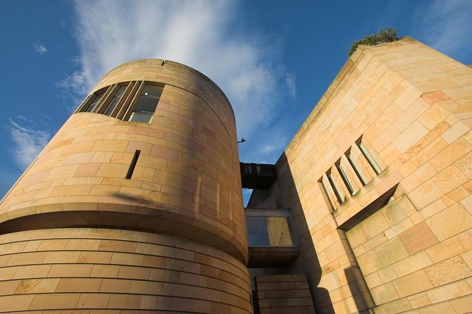 Highlights from Edinburgh’s Old Town: A Self-Guided Audio Tour - A Walk from The Mound to the Scottish Parliament