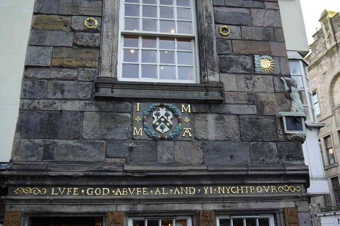 Highlights from the Royal Mile: A Self-Guided Audio Tour - Netherbow Port and the old burgh of Canongate