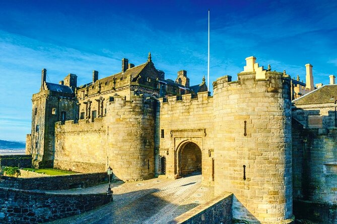 Highlights of Scotland Custom Private Tour from Edinburgh - Stirling Castle puts Scotland’s royal story first