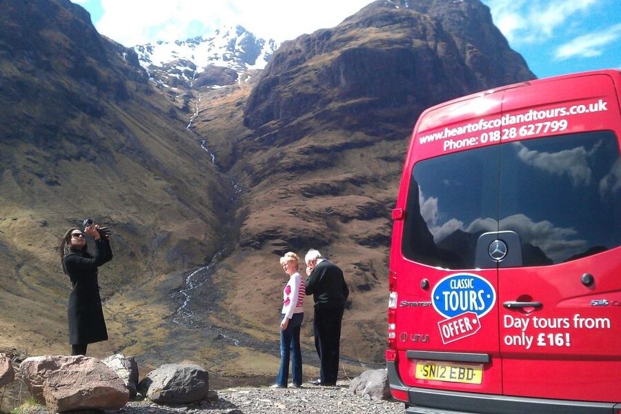 Inverness and The Highlands 2-Day Tour from Edinburgh - What the mini-coach format feels like