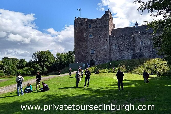 Jamie Fraser Outlander tour to Lallybroch tours Edinburgh - Doune Castle: Castle Leoch in real life