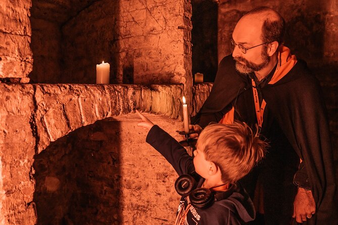 Kids Multi-Sensory Underground Vaults Tour in Edinburgh - Following the Royal Mile into Edinburgh’s grim past