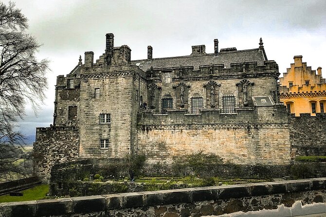 Loch Lomond, The Kelpies and Stirling Castle from Edinburgh - Highland cows, coffee, and a short break at Kilmahog