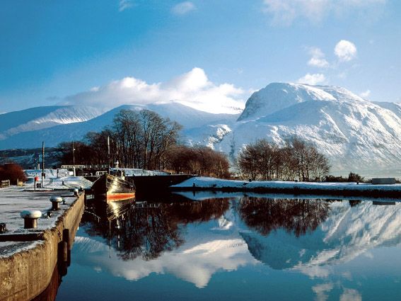 Loch Ness, Inverness, & Highlands 2-Day Tour from Edinburgh - Leaving Edinburgh for Highland Perthshire