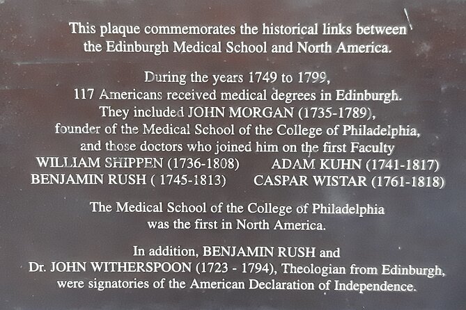 Medical and Surgical History of Edinburgh - Private Walking Tour - Edinburgh medicine begins on the Royal Mile
