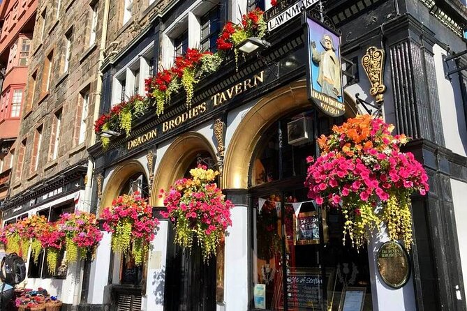 Old Edinburgh Private Walking Tour - Timing, weather, and planning your day