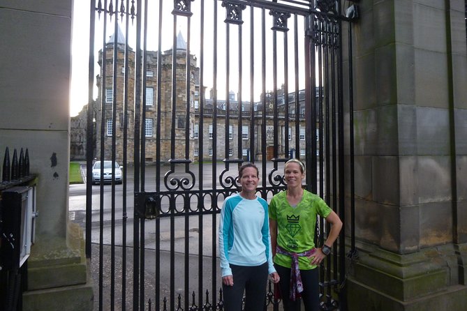Panoramic Running Tour of Edinburgh - Royal connections and darker city stories