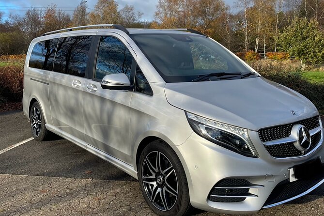 Private Airport Transfer from Edinburgh airport to Glasgow - Finding your chauffeur at Edinburgh Airport