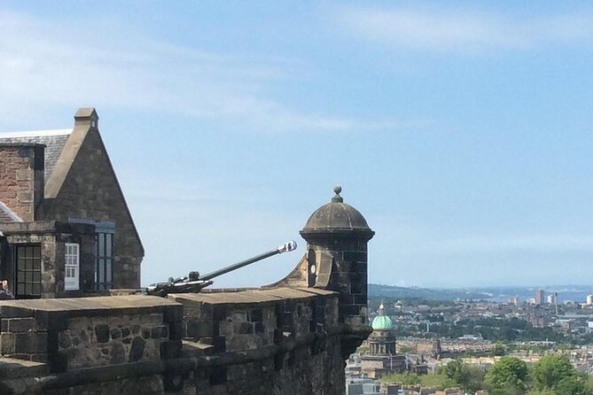 Private Edinburgh Castle Tour - The Great Hall and medieval court life