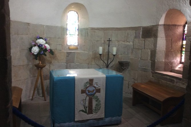 Private Edinburgh Castle Tour - Andy’s detailed style is the main selling point