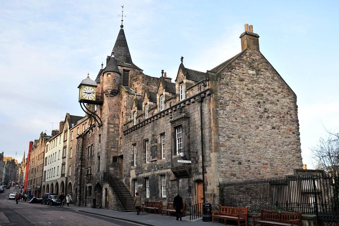 Private Edinburgh City Half-Day Tour - Cruise pickup and the four-hour clock