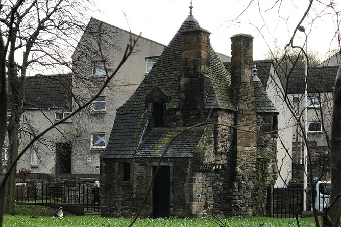 Private Edinburgh Full Day Guided Tour in a Black Cab LEVC TX - New Town and the Georgian side of Edinburgh