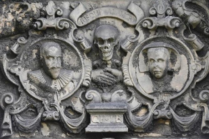 Private Greyfriars Kirkyard history tour - What Robert Howie adds to the walk