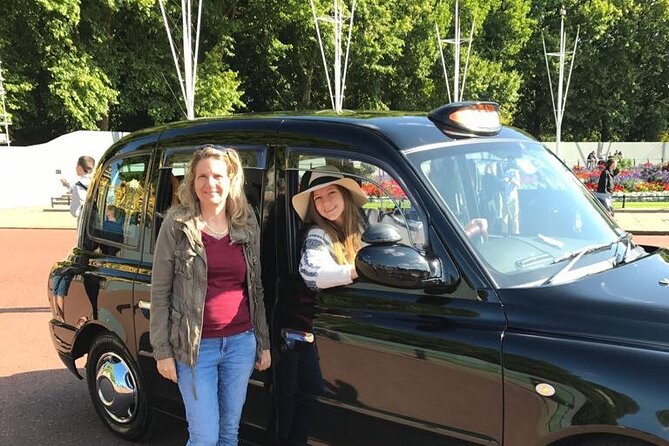 Private Half Day Tour of Edinburgh in a Black Cab - The Royal Mile gives you Edinburgh in one street
