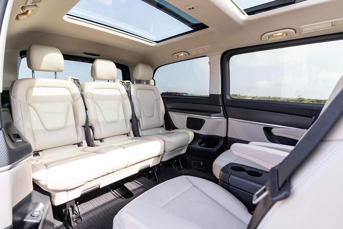 Private luxury transfer from Edinburgh Airport to Edinburgh - Key points to know before booking