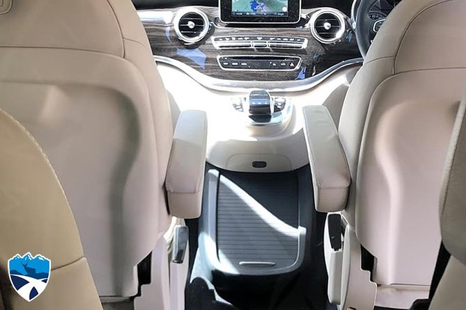 Private luxury transfer from Edinburgh Airport to Edinburgh - A direct ride to any Edinburgh address