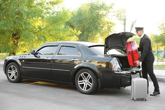 Private One way Transfer Edinburgh Airport to Edinburgh - What the 35-minute ride is really worth