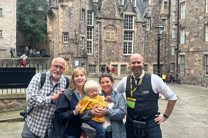 Private Royal Mile walking tour - Discover the history of our most famous street - Walking the Royal Mile Toward Edinburgh Castle