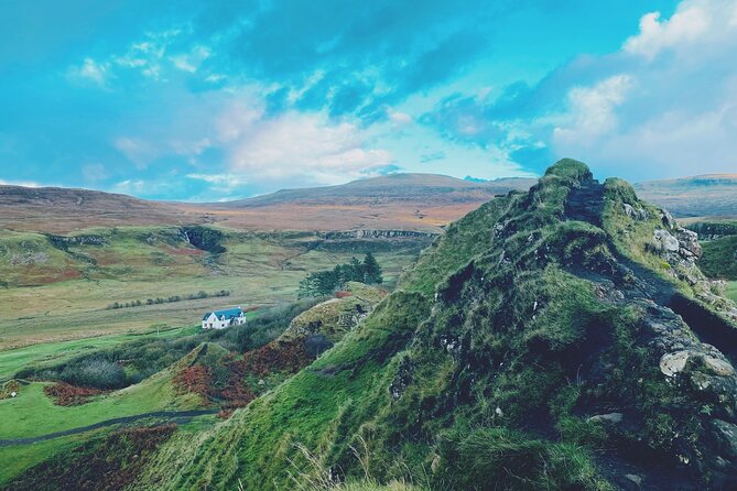 Private Scottish Highlands and Loch Ness Tour from Edinburgh - Kelpies, Stirling, and the road to Kilmahog