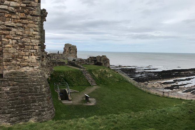 Private St Andrews Day Guided Tour-Personalised & Bespoke - West Sands Beach and a little breathing room