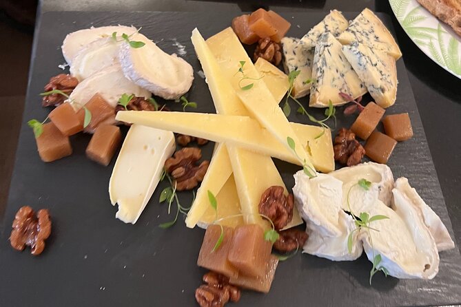 Private Whisky Tasting, Scottish Food & Wine Pairing Tour - Italian rosé, red wine and Scottish produce