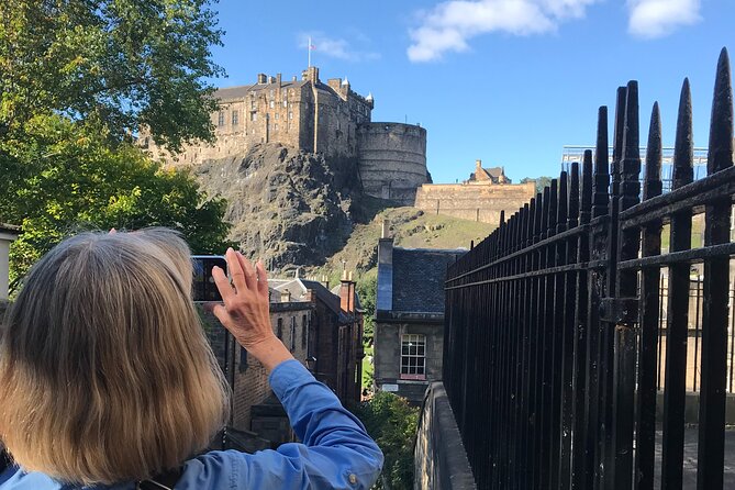 Privately Guided Day Tour of Edinburgh in Luxury Minivan - Old Town and the Royal Mile bring Edinburgh’s drama