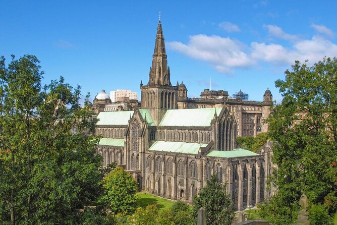 Privately Guided Day Tour of Glasgow in Luxury Minivan - A Private Road Into Glasgow From Edinburgh