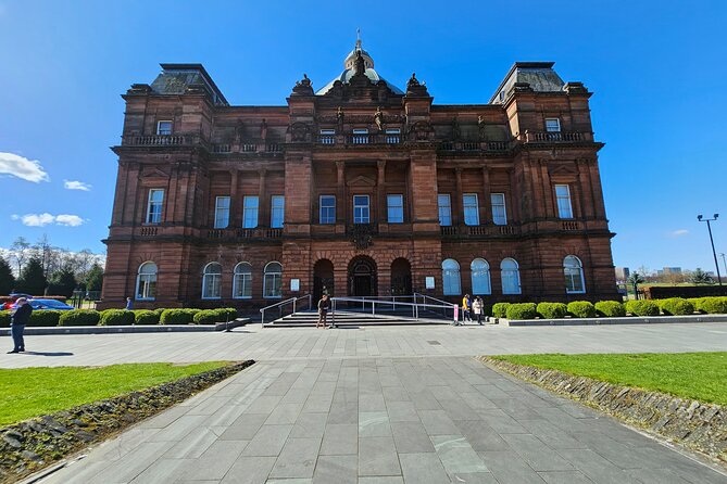 Privately Guided Day Tour of Glasgow in Luxury Minivan - George Square and Glasgow’s Civic Face
