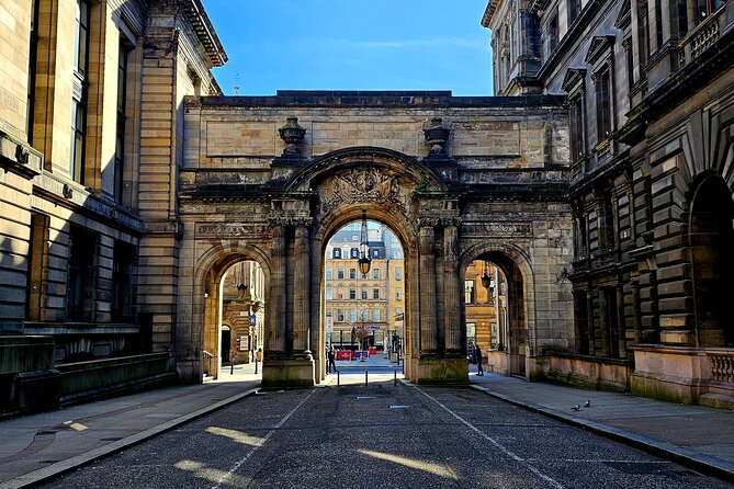 Privately Guided Day Tour of Glasgow in Luxury Minivan - Kelvingrove: Art, Industry, and a Live Organ