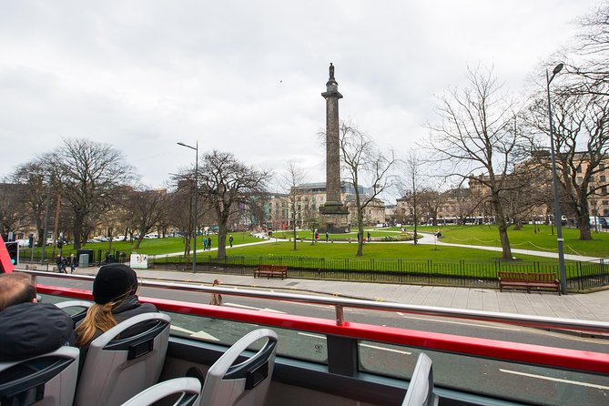 Royal Edinburgh Ticket - Hop-On Hop-Off and Attraction Admissions - Holyroodhouse at the foot of the Royal Mile